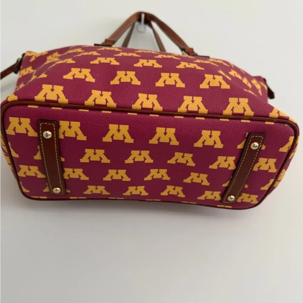 Dooney and Bourke University of Minnesota tote Collegiate Colection